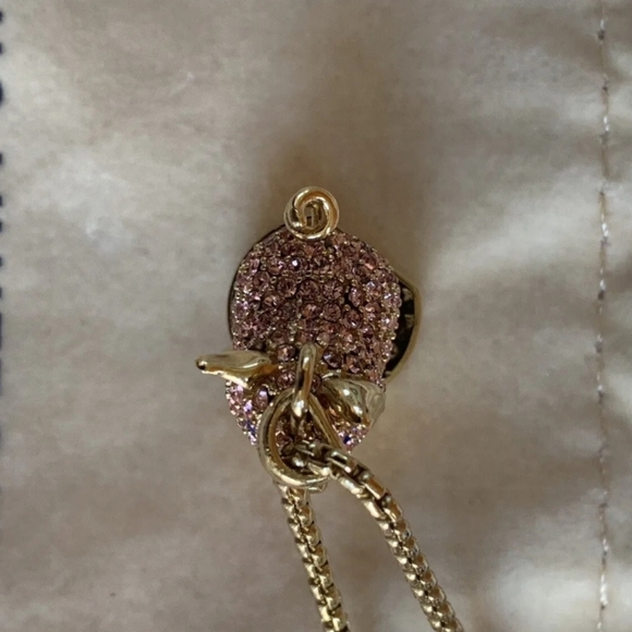 Louis Vuitton Vuittonite Pig Necklace - Picture 6 of 9